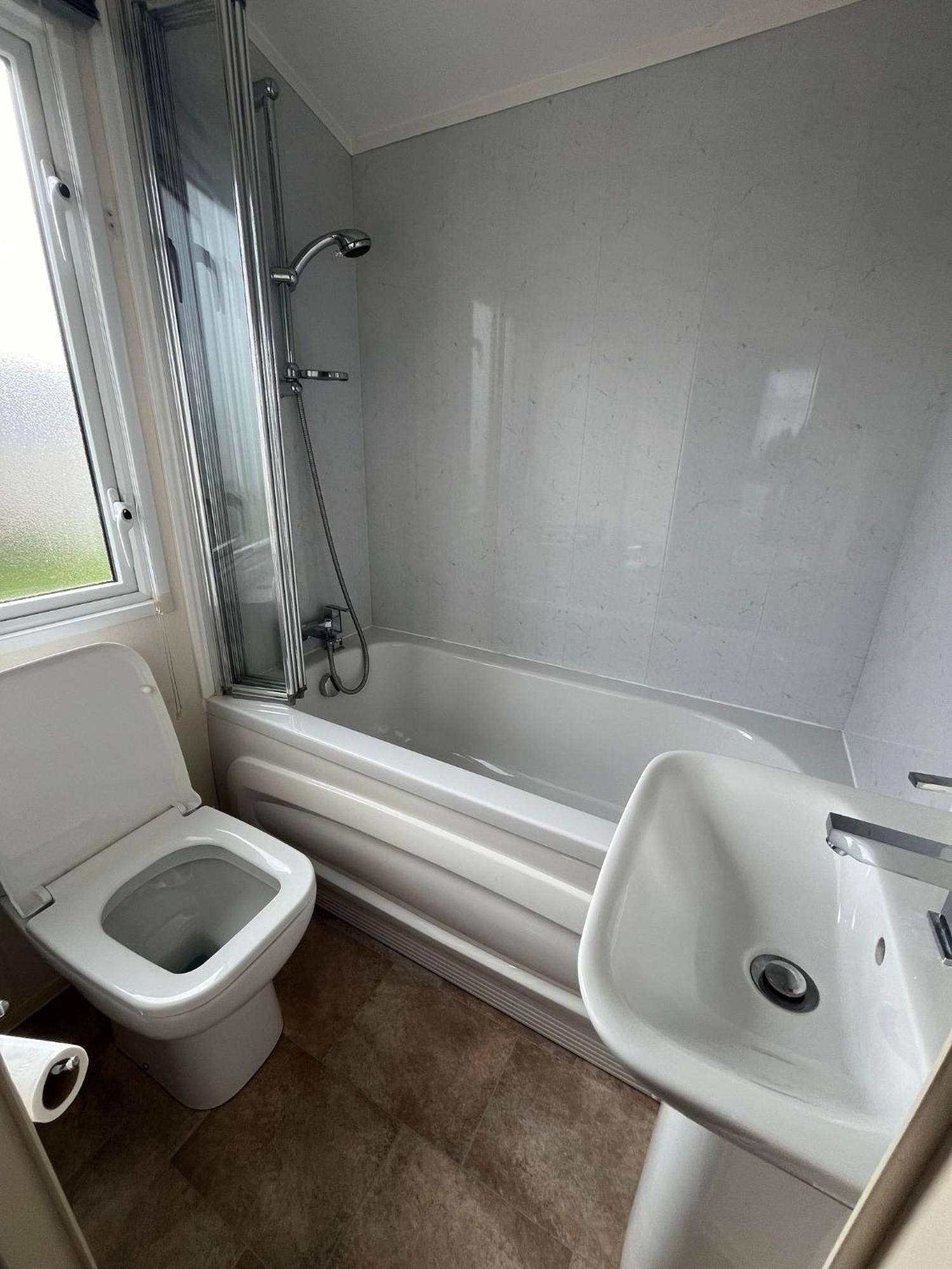 Heron 41: Beachside Pet-Friendly Retreat at California Cliffs Scratby Exterior photo